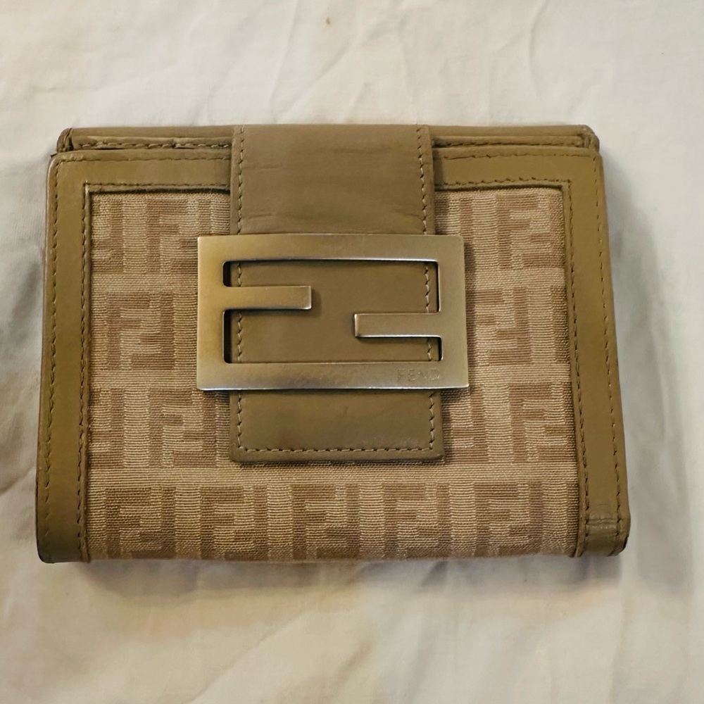 Fendi beige color  Leather Wallet with Metal Accents